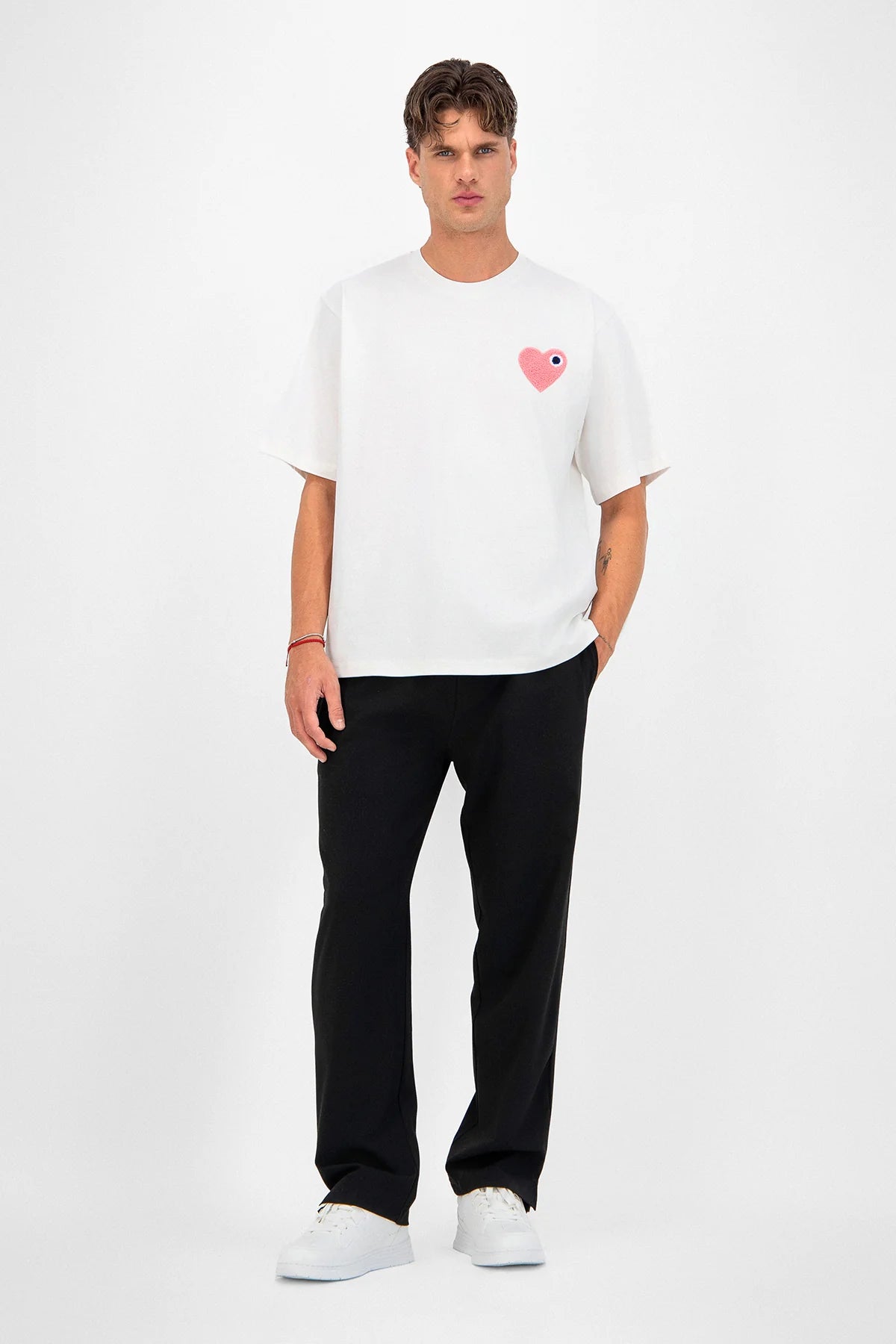 T-shirt brodé cœur