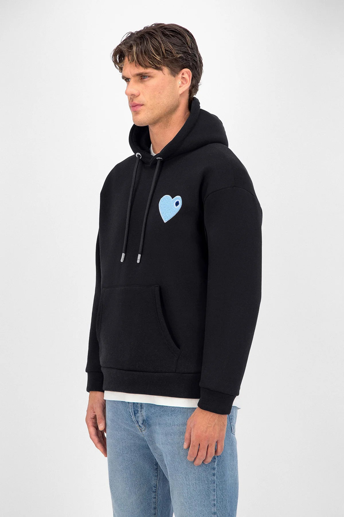 Sweat à capuche brodé