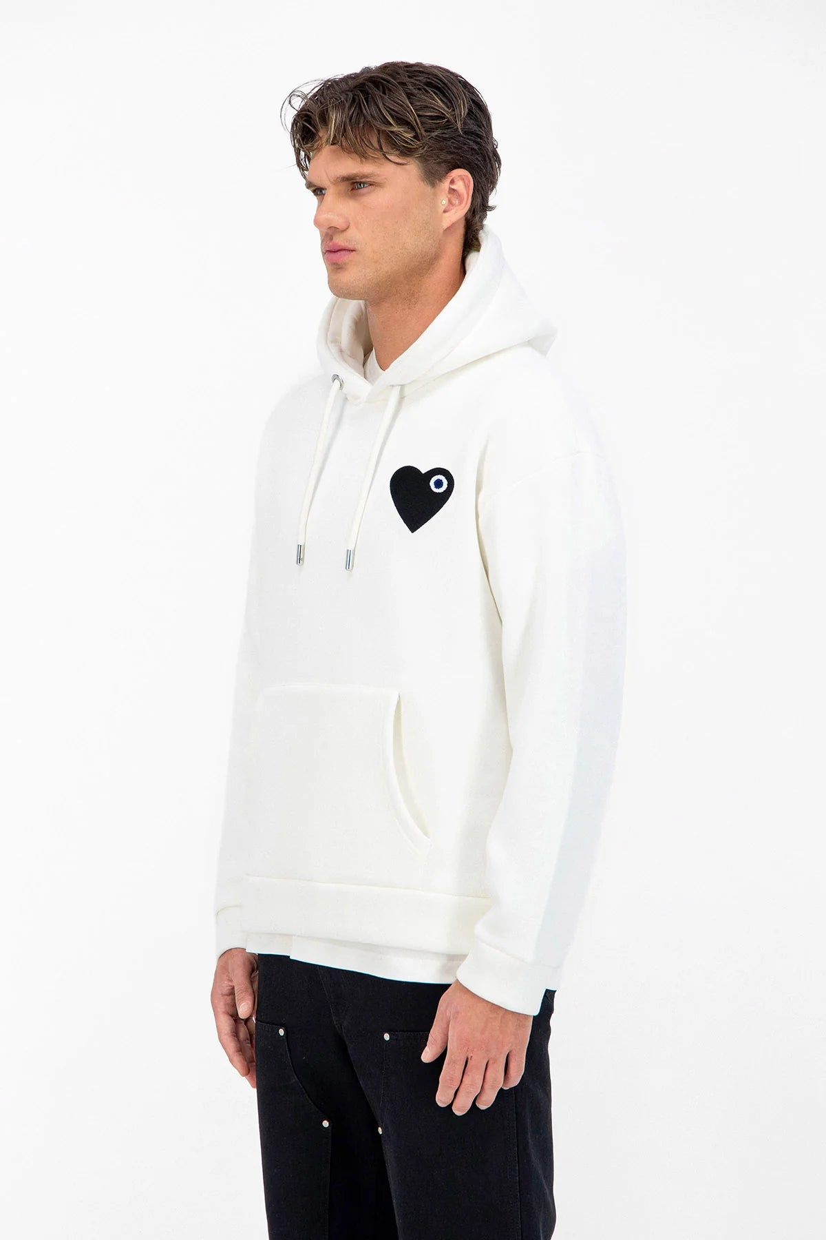 Sweat à capuche brodé