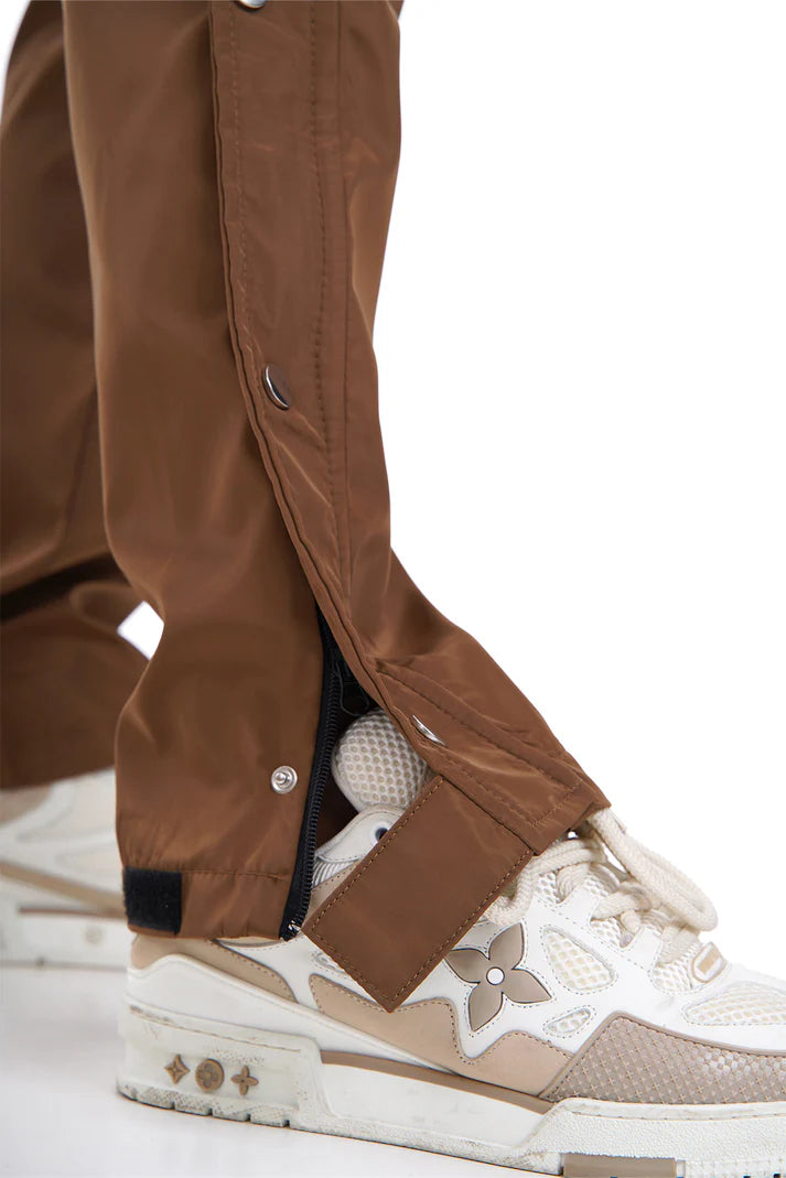 Pantalon cargo à boutons pression