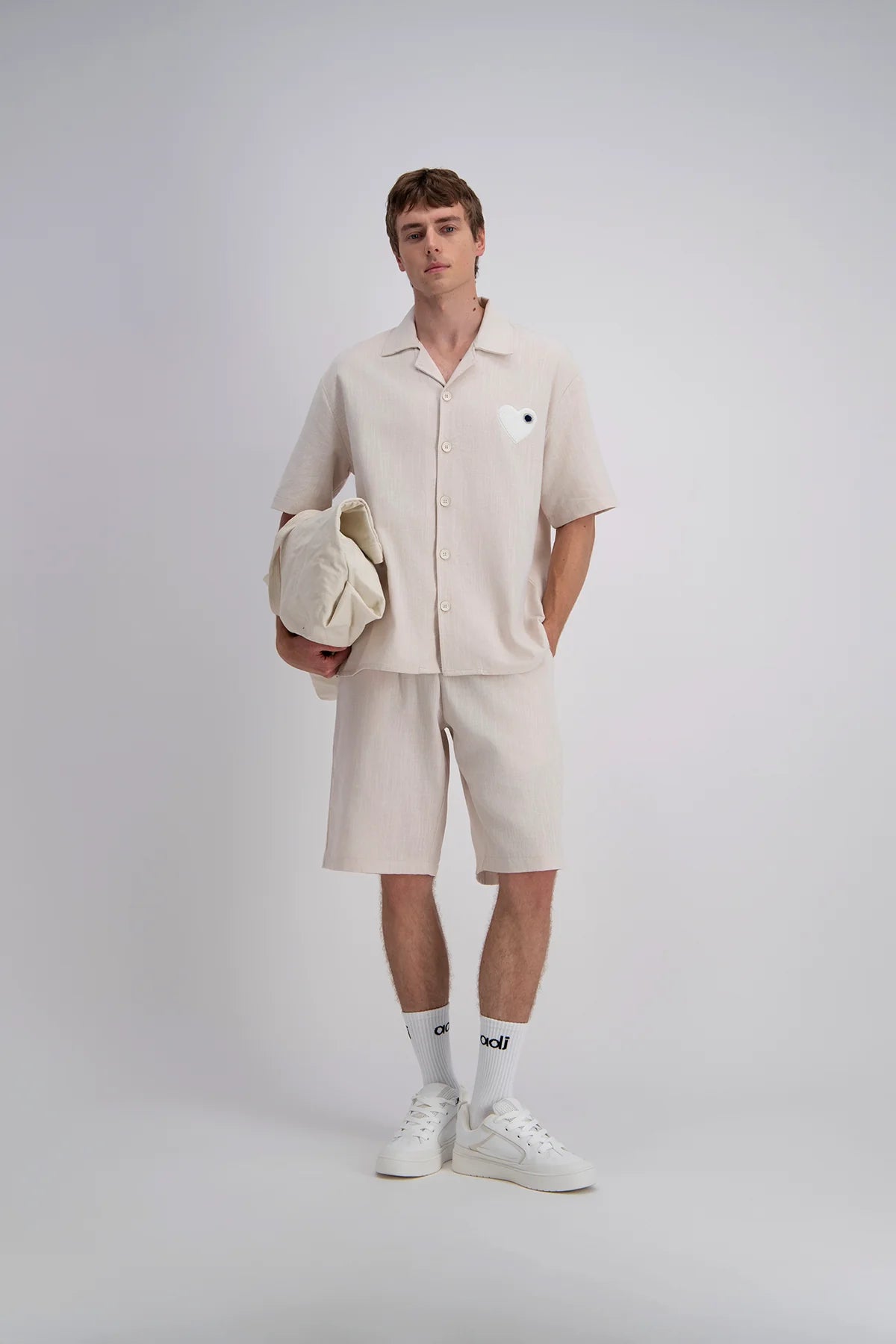 Chemise à boutons brodée cœur